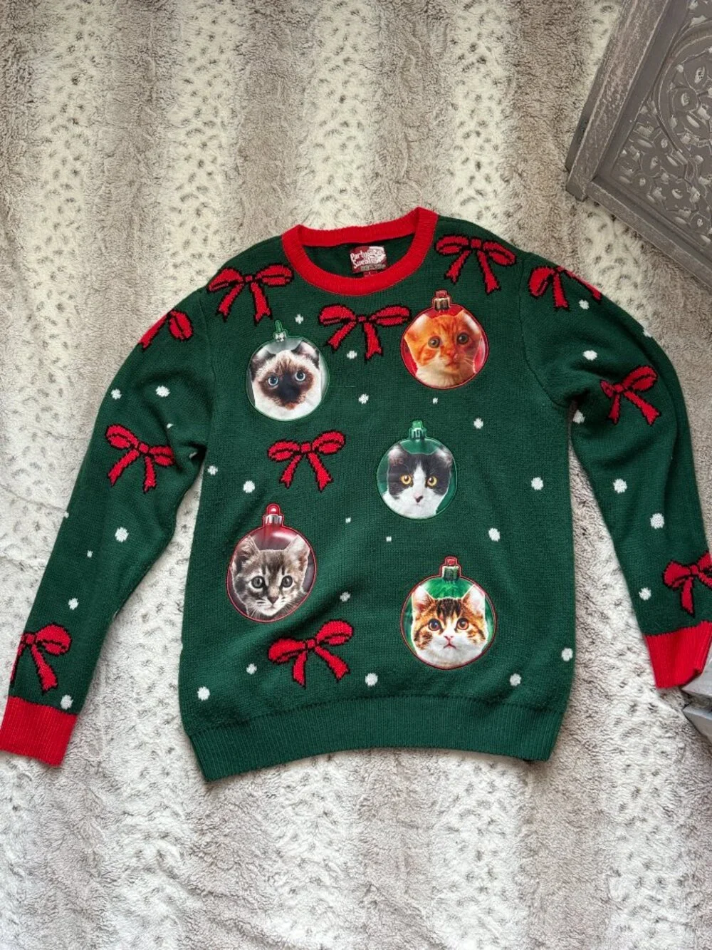 Green ugly Christmas sweater large cats ornaments holiday party girlhoodcore